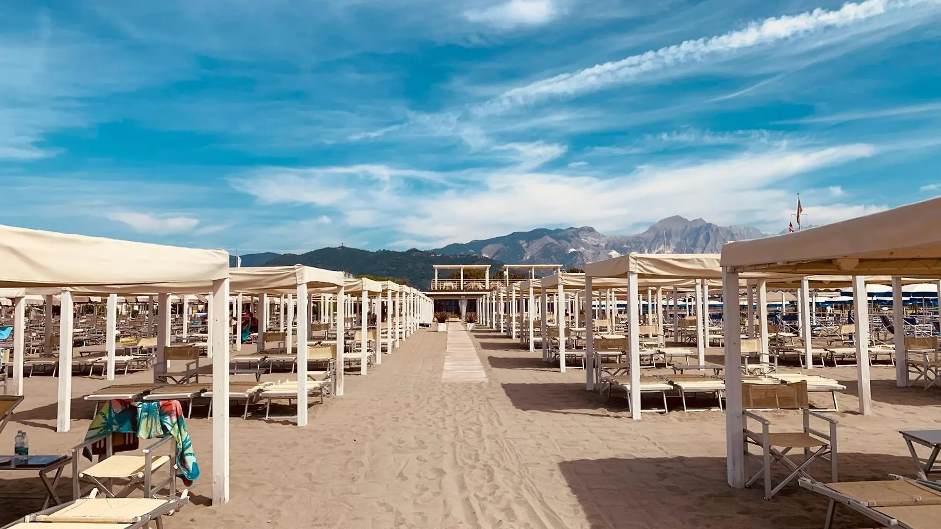 La Casetta Di Dante Marina Di Carrara Włochy
